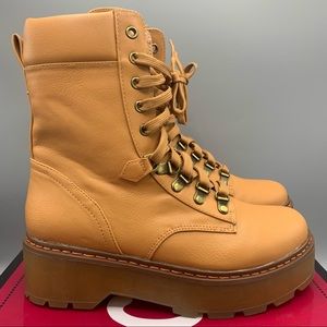 Circus by Sam Edelman Women Sanders Butterscotch Lace Up Combat Boots Sz 7.5.